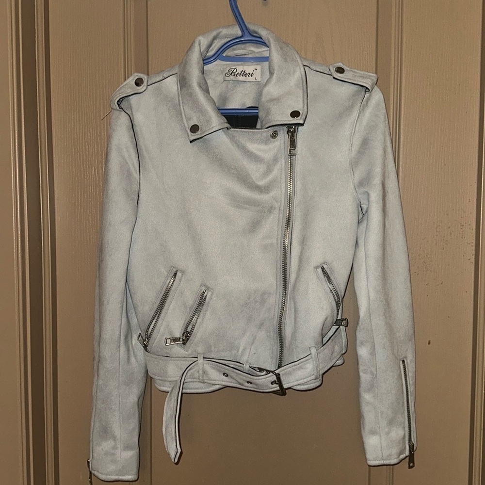 Light weight jacket